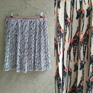 G.H. Bass Giraffe Print Pleated Skirt 6